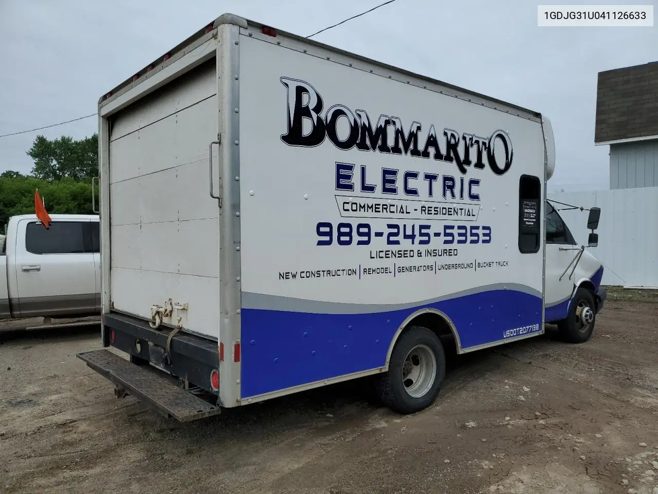 2004 GMC Savana Cutaway G3500 VIN: 1GDJG31U041126633 Lot: 62092365