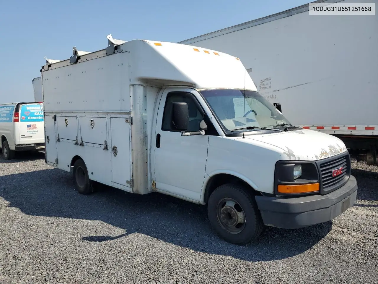 2005 GMC Savana Cutaway G3500 VIN: 1GDJG31U651251668 Lot: 61397705