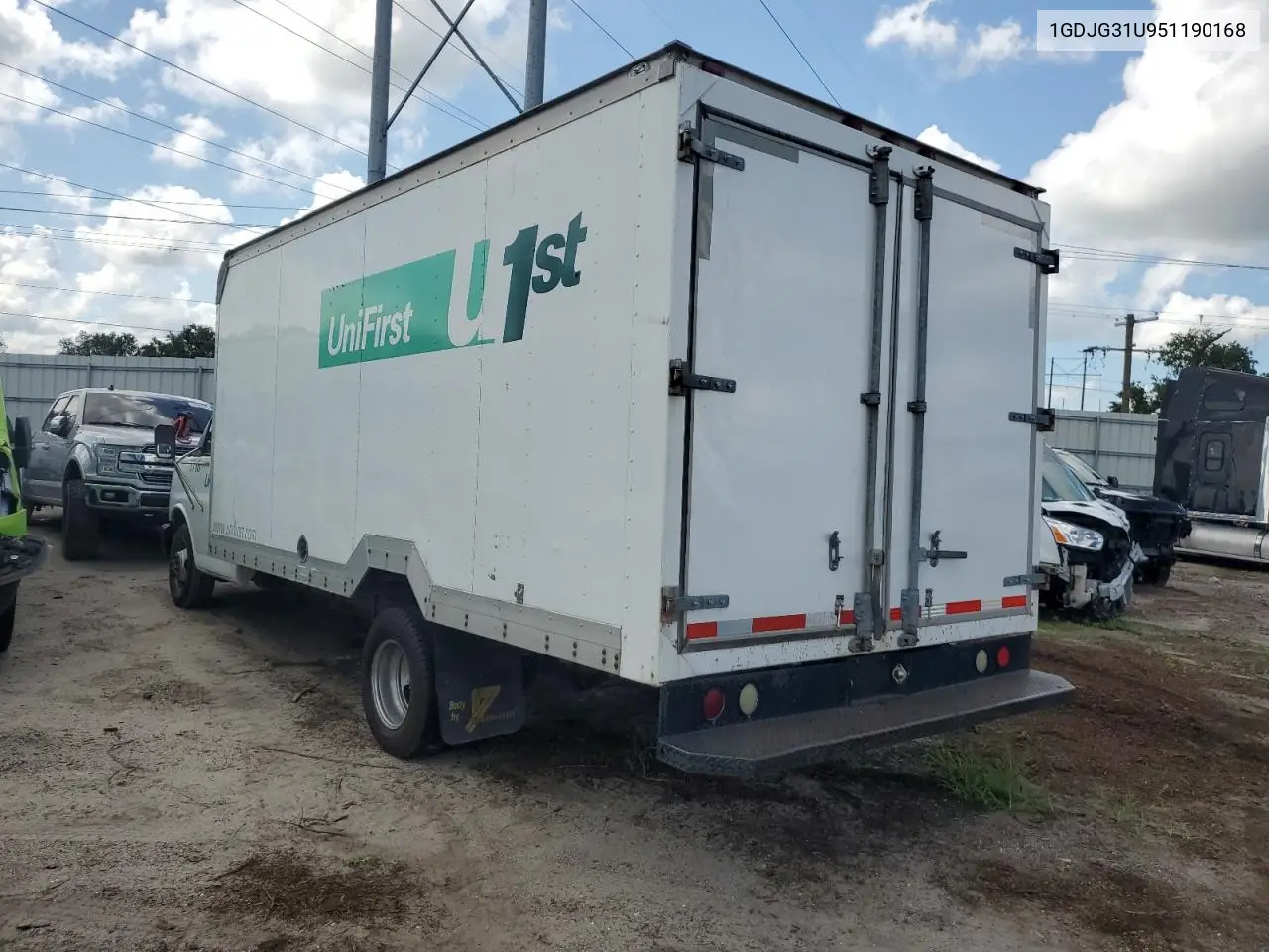 2005 GMC Savana Cutaway G3500 VIN: 1GDJG31U951190168 Lot: 62325485