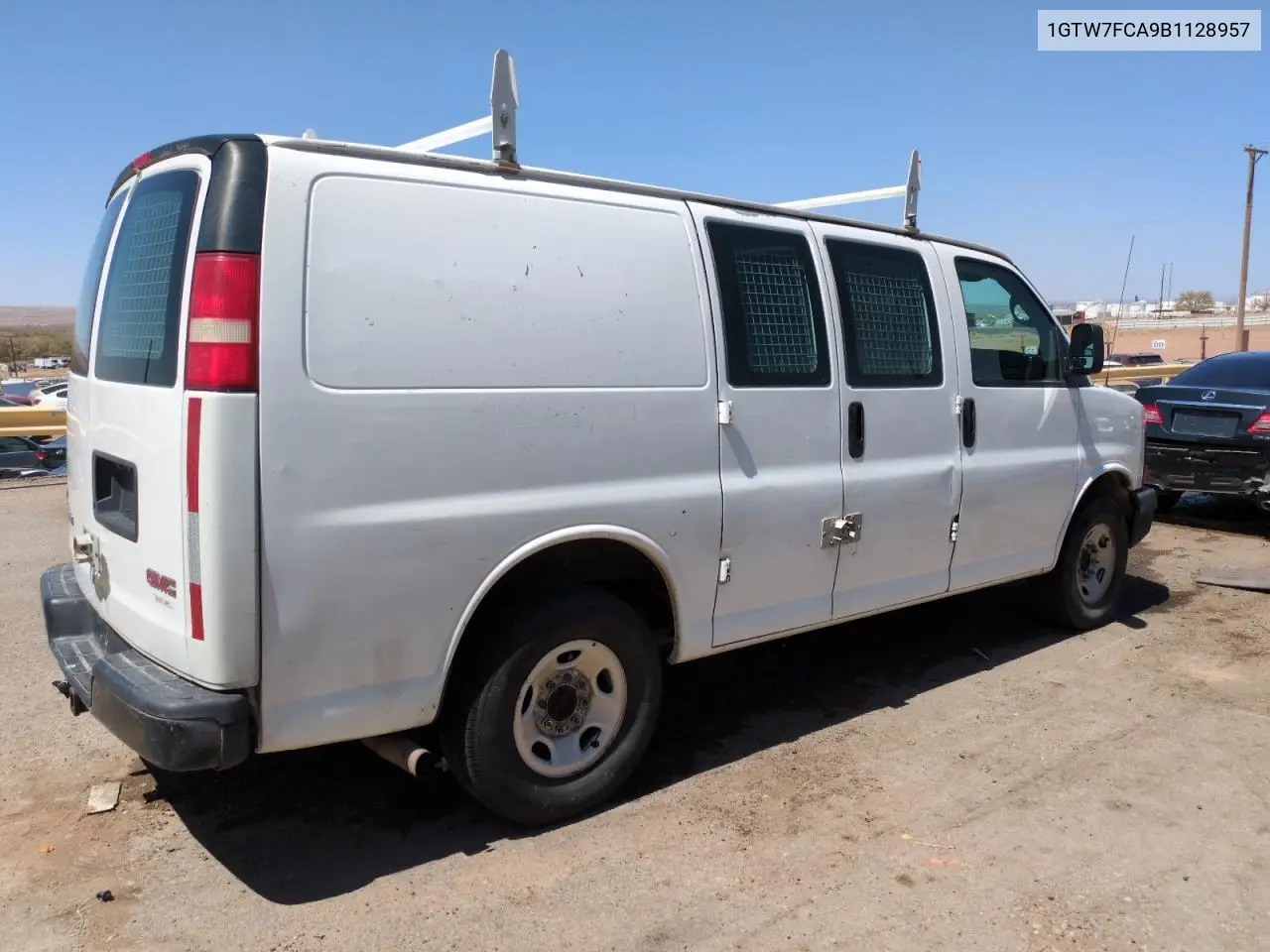 2011 GMC Savana G2500 VIN: 1GTW7FCA9B1128957 Lot: 52300045