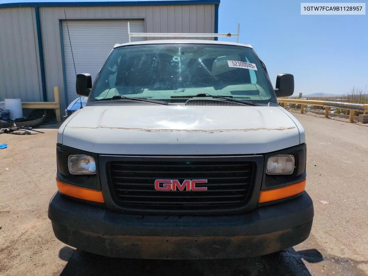 2011 GMC Savana G2500 VIN: 1GTW7FCA9B1128957 Lot: 52300045