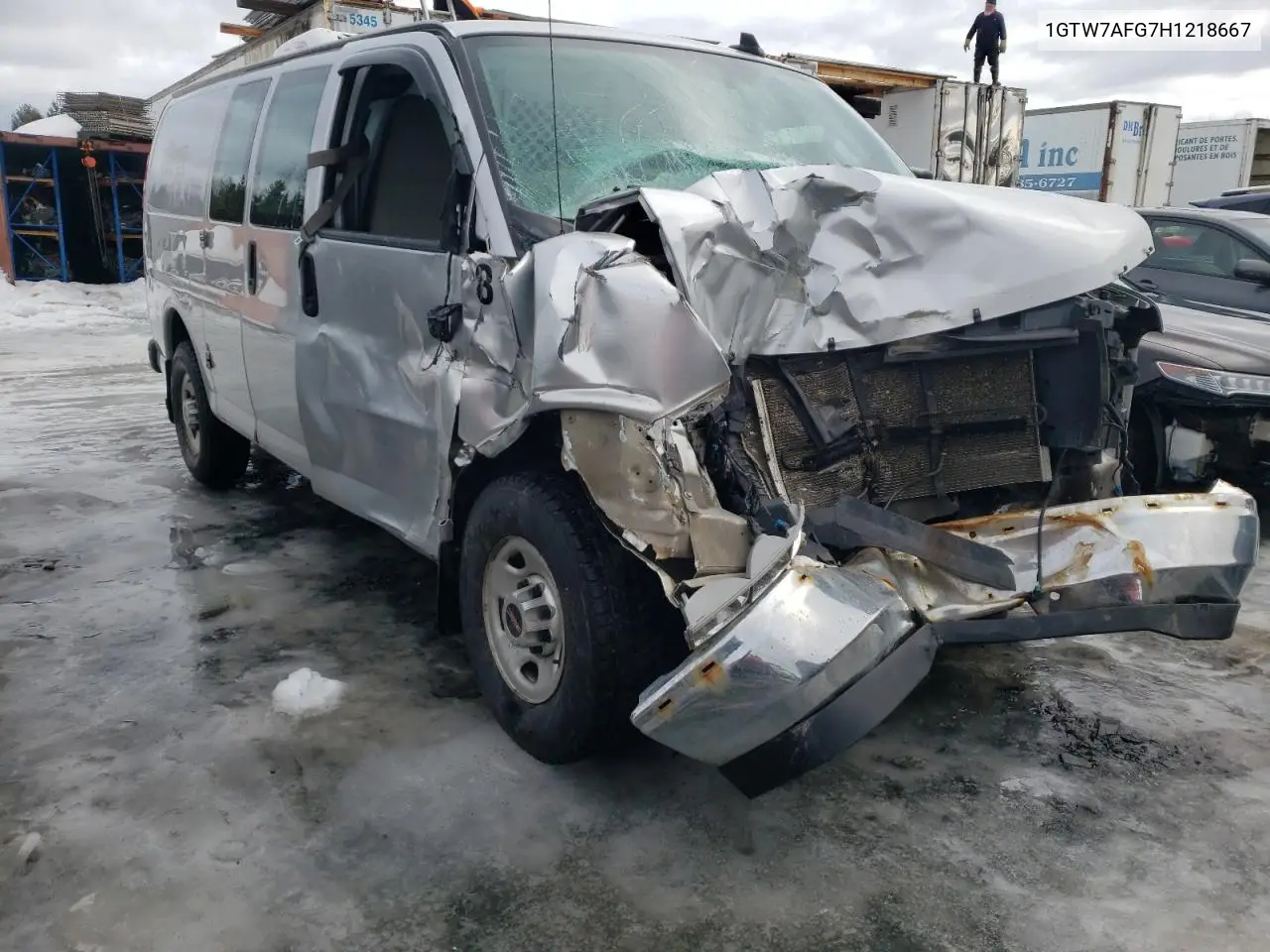 2017 GMC Savana G2500 VIN: 1GTW7AFG7H1218667 Lot: 47073065