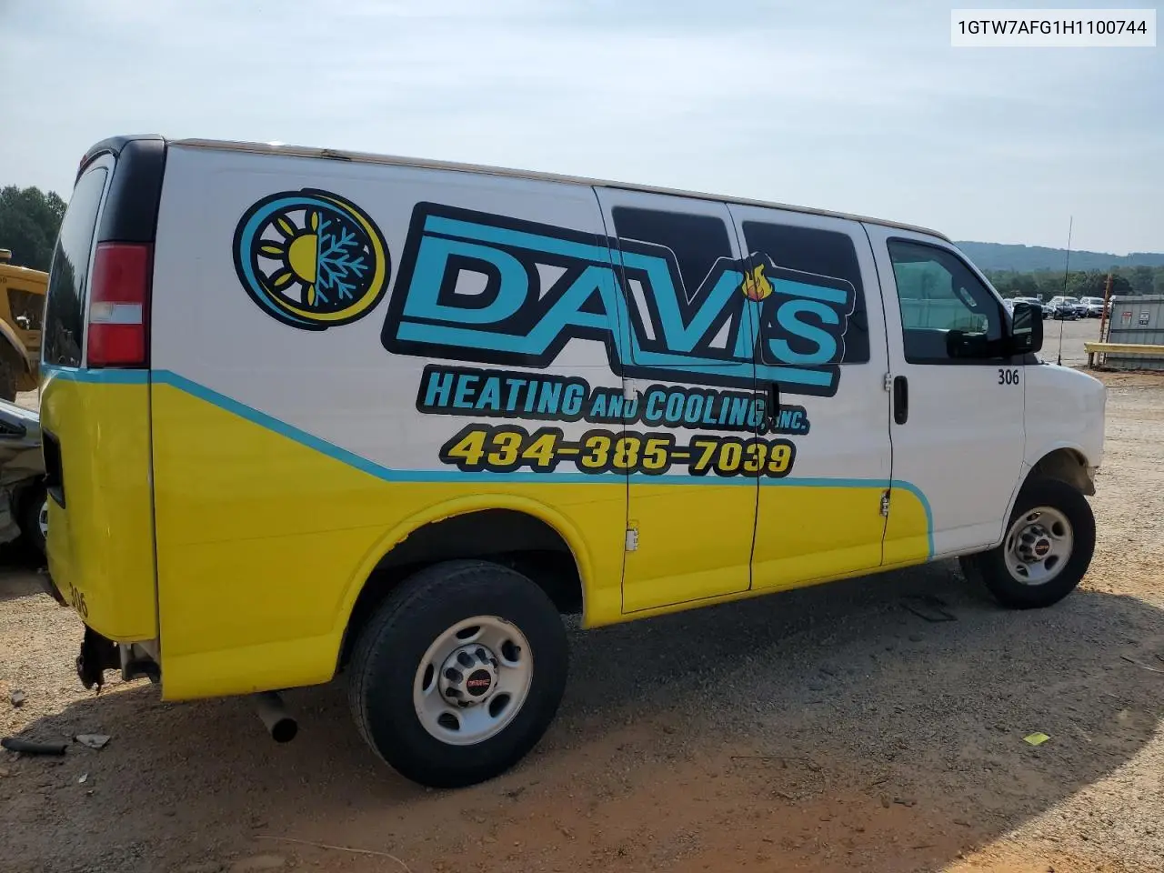 2017 GMC Savana G2500 VIN: 1GTW7AFG1H1100744 Lot: 61723835