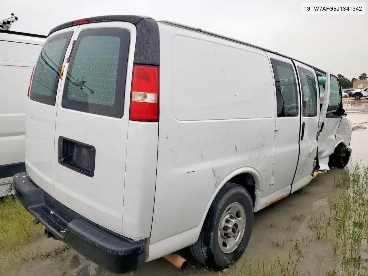 2018 GMC Savana G2500 VIN: 1GTW7AFG5J1341342 Lot: 63656565