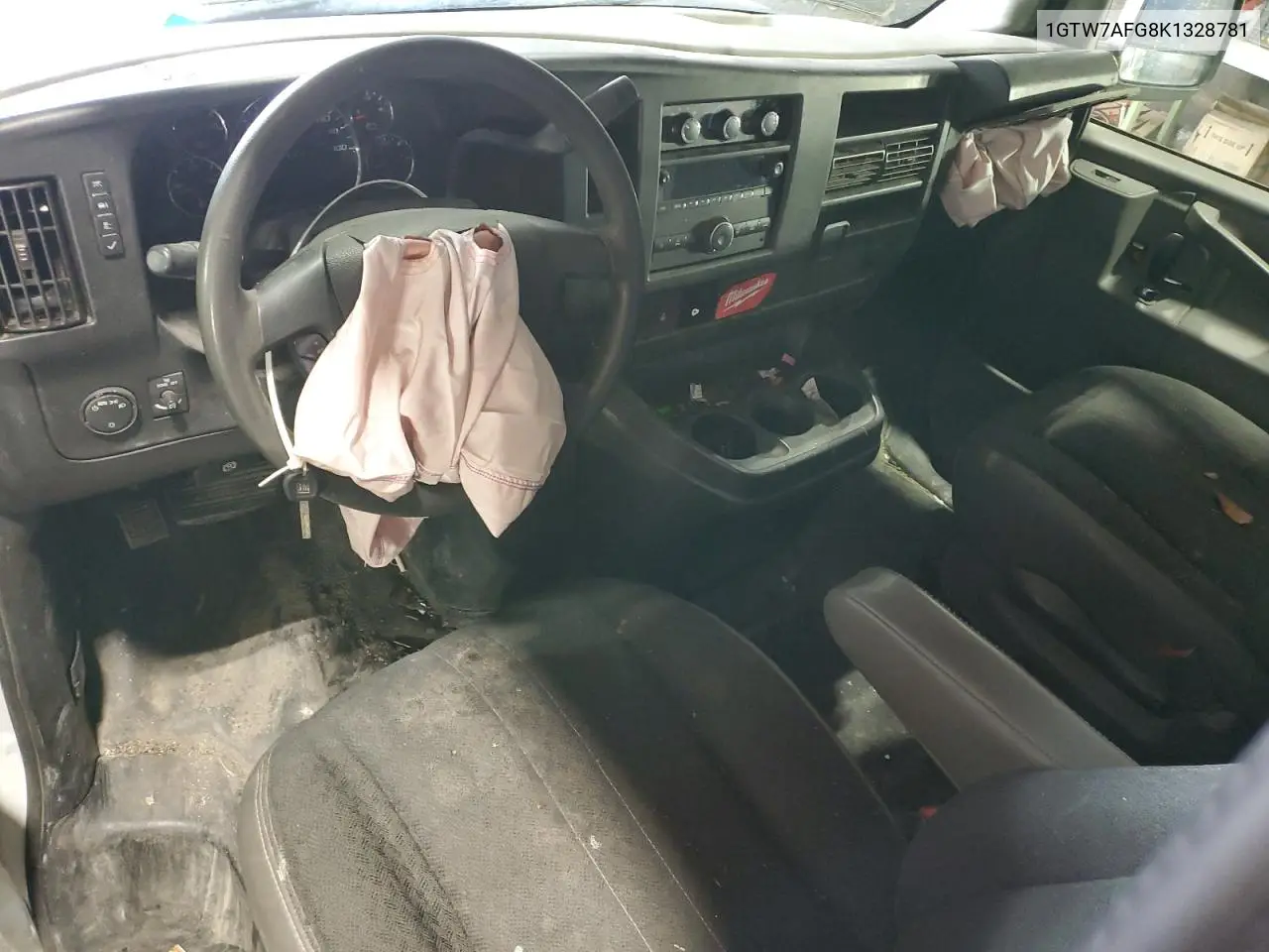2019 GMC Savana G2500 VIN: 1GTW7AFG8K1328781 Lot: 57038255