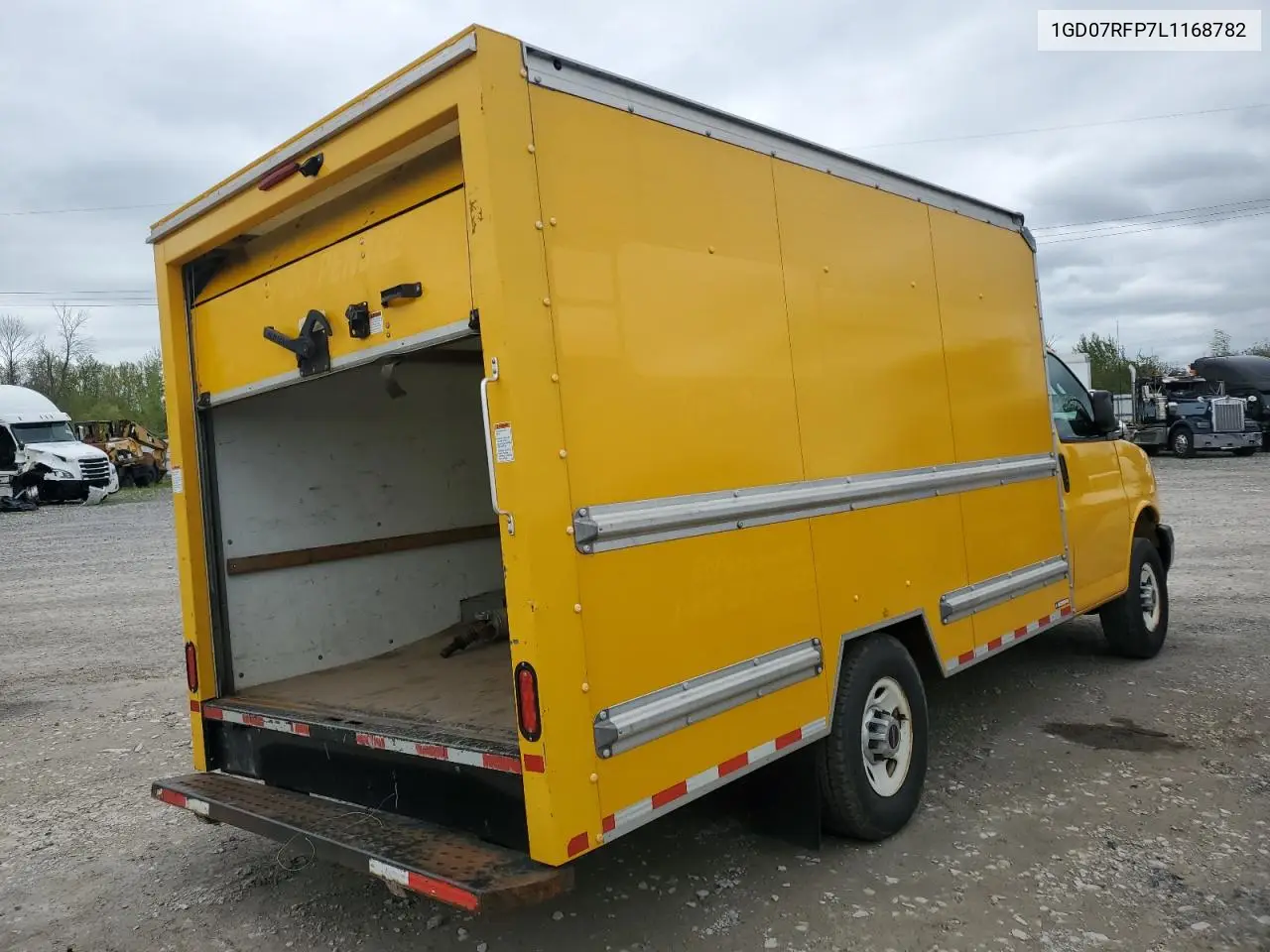2020 GMC Savana Cutaway G3500 VIN: 1GD07RFP7L1168782 Lot: 56932635