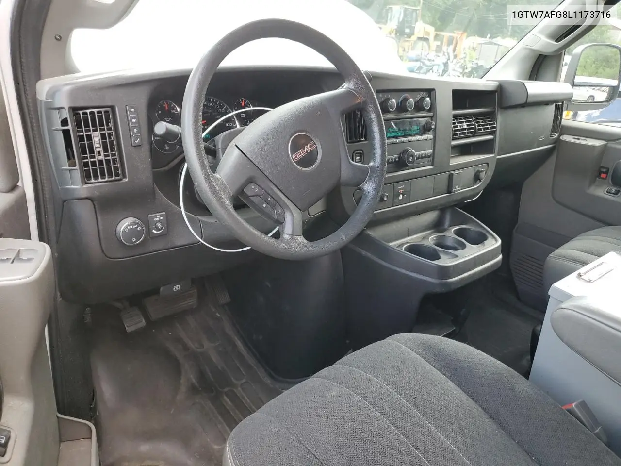 2020 GMC Savana G2500 VIN: 1GTW7AFG8L1173716 Lot: 64387705
