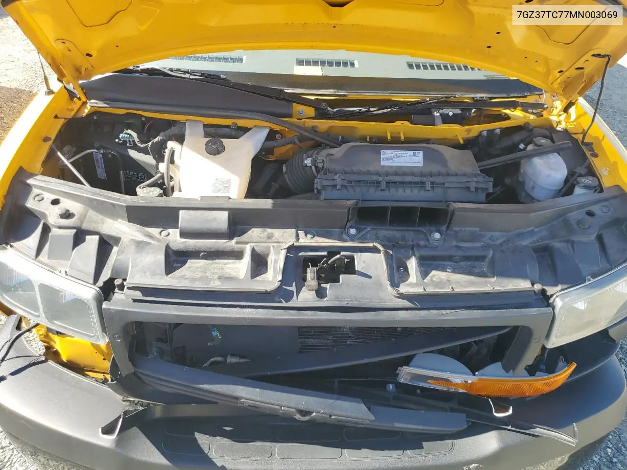 2021 GMC Savana Cutaway G3500 VIN: 7GZ37TC77MN003069 Lot: 61484135