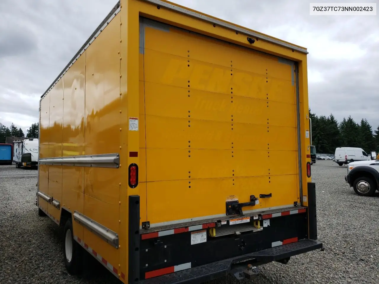 2022 GMC Savana Cutaway G3500 VIN: 7GZ37TC73NN002423 Lot: 61386495