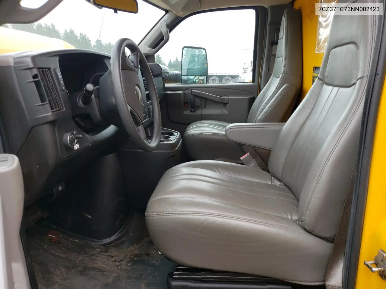 2022 GMC Savana Cutaway G3500 VIN: 7GZ37TC73NN002423 Lot: 61386495