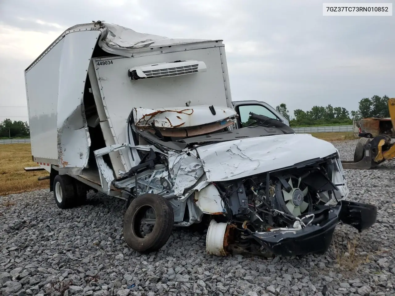2024 GMC Savana Cutaway G3500 VIN: 7GZ37TC73RN010852 Lot: 62540535