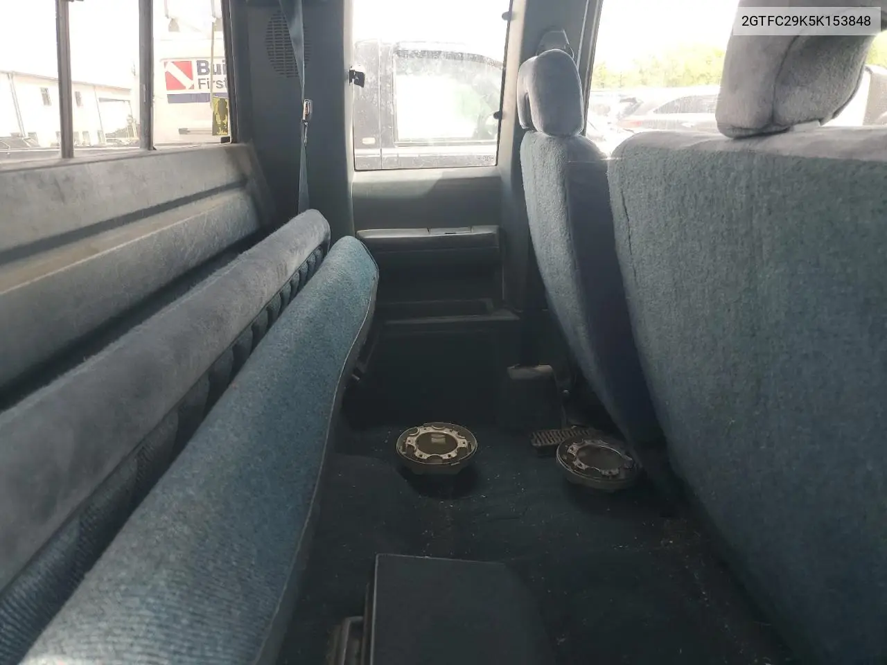 1989 GMC Sierra C2500 VIN: 2GTFC29K5K153848 Lot: 55354045