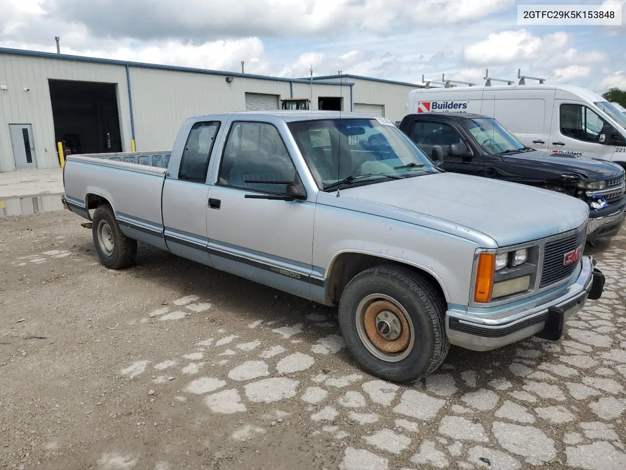 1989 GMC Sierra C2500 VIN: 2GTFC29K5K153848 Lot: 55354045