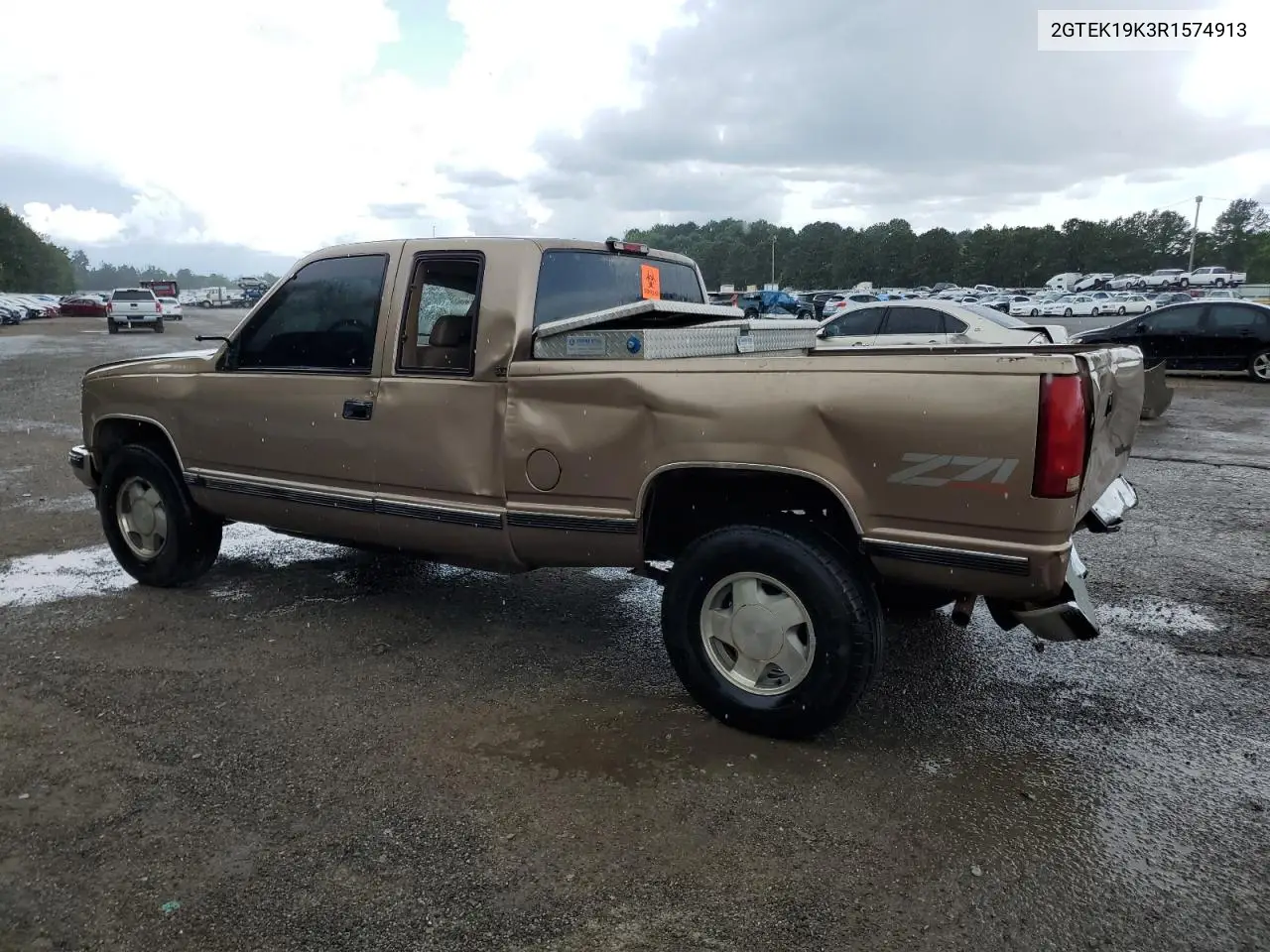 1994 GMC Sierra K1500 VIN: 2GTEK19K3R1574913 Lot: 55939635