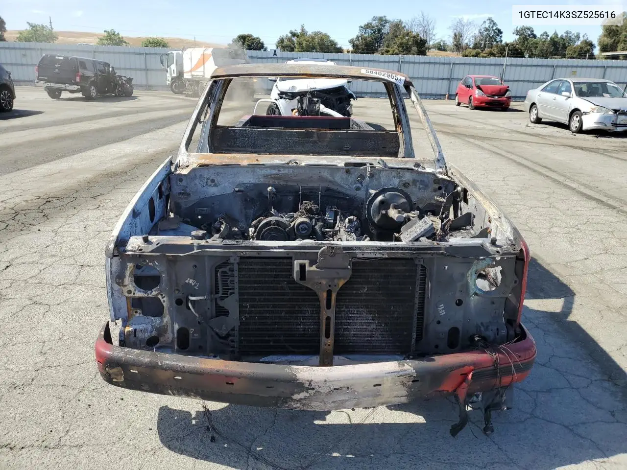 1995 GMC Sierra C1500 VIN: 1GTEC14K3SZ525616 Lot: 58402965