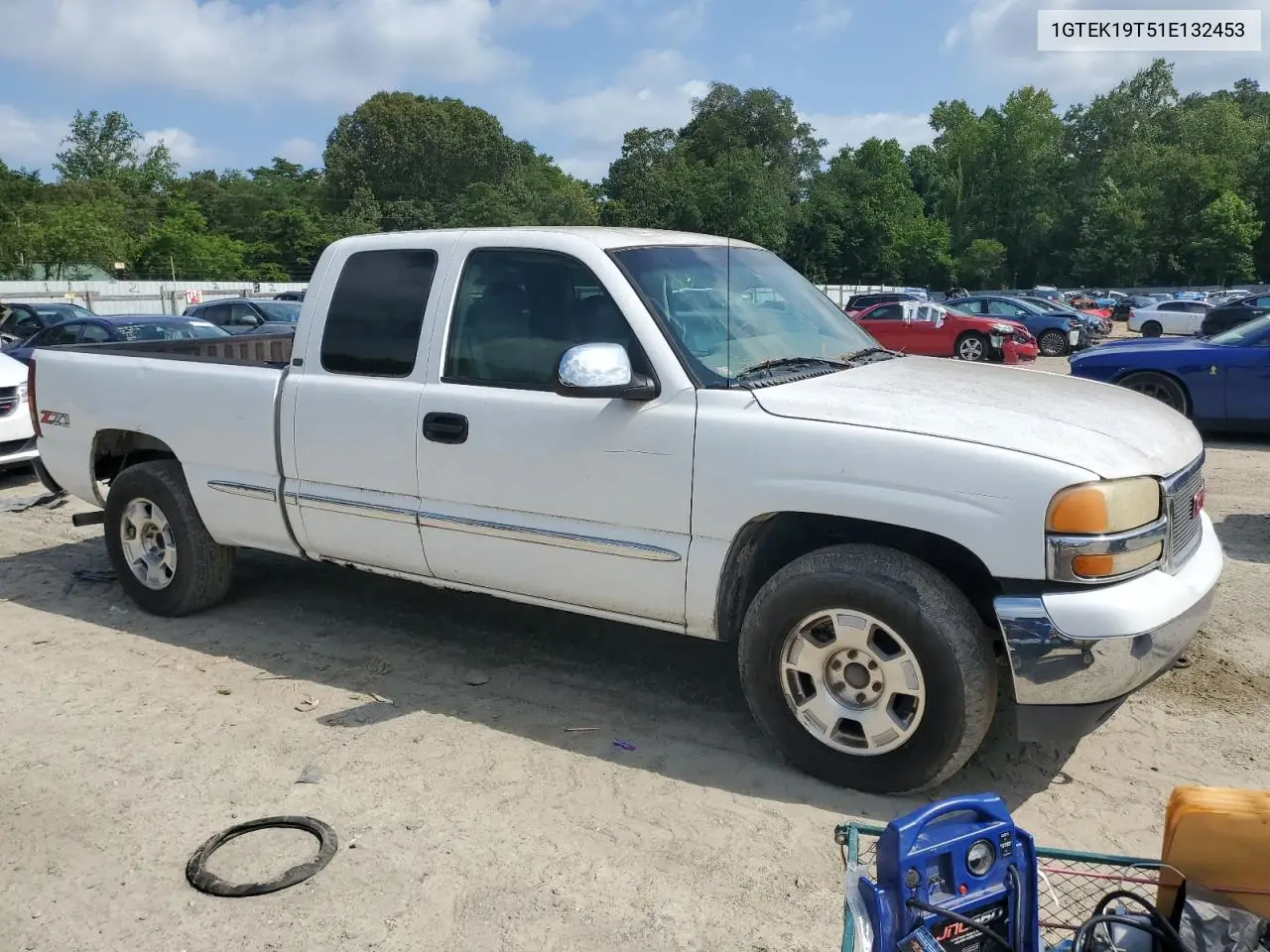2001 GMC New Sierra K1500 VIN: 1GTEK19T51E132453 Lot: 63321595