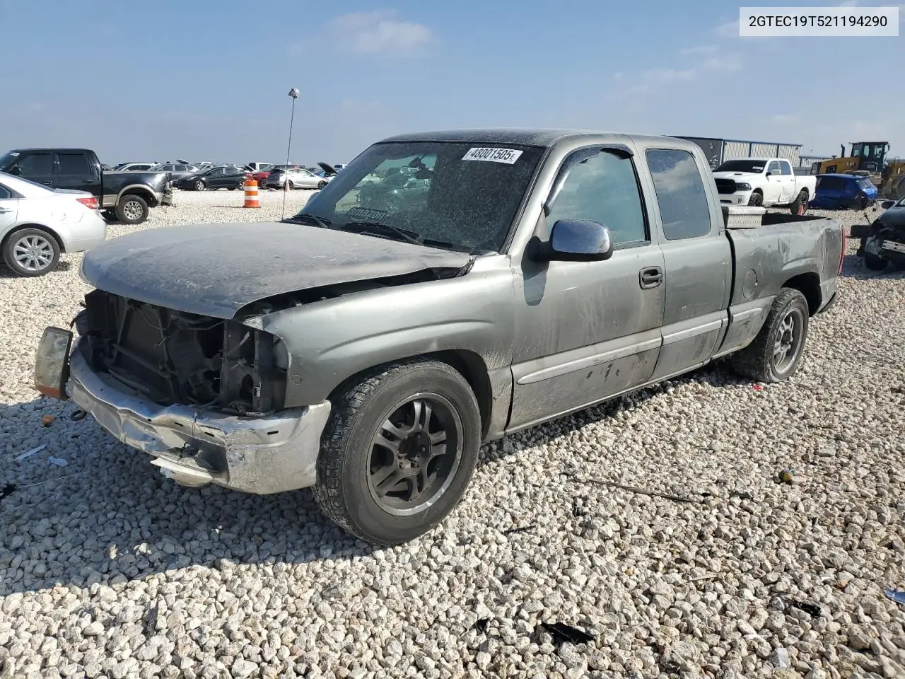 2002 GMC New Sierra C1500 VIN: 2GTEC19T521194290 Lot: 48001505