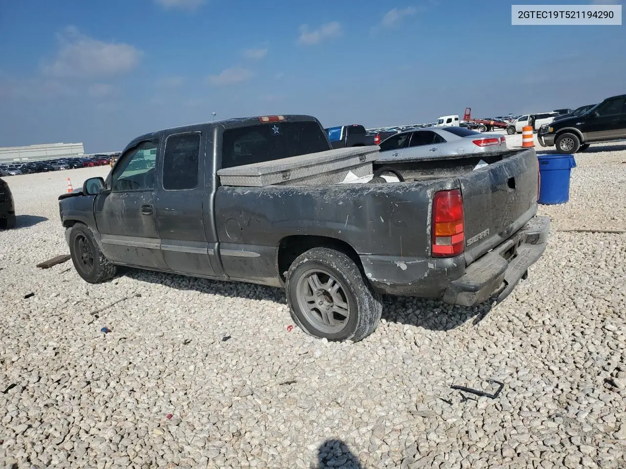 2002 GMC New Sierra C1500 VIN: 2GTEC19T521194290 Lot: 48001505
