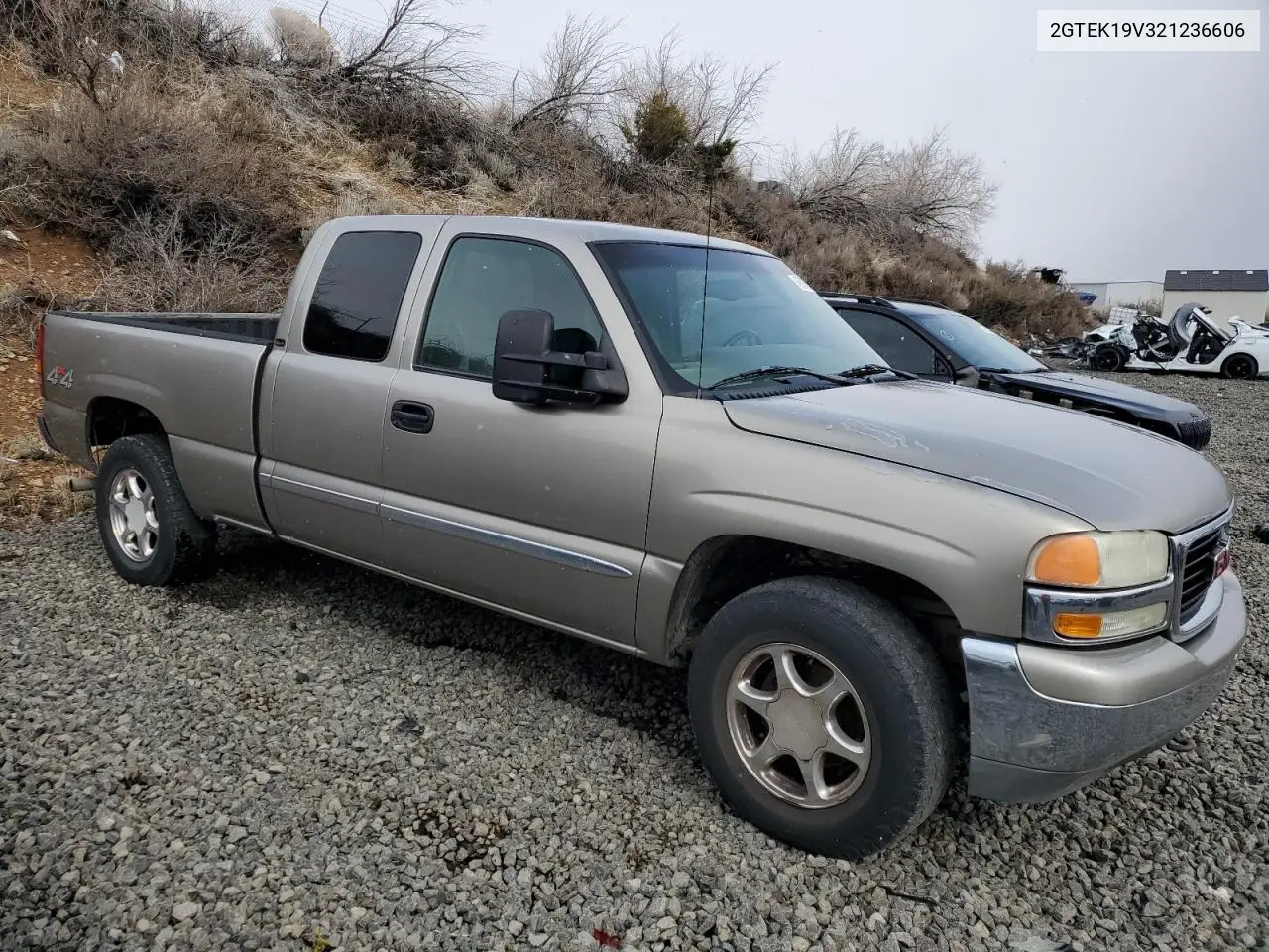 2002 GMC New Sierra K1500 VIN: 2GTEK19V321236606 Lot: 49308235