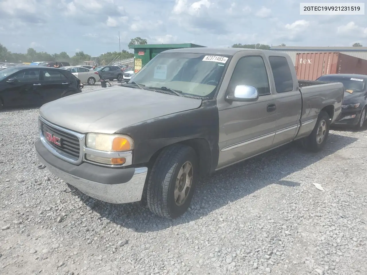 2002 GMC New Sierra C1500 VIN: 2GTEC19V921231519 Lot: 62371465