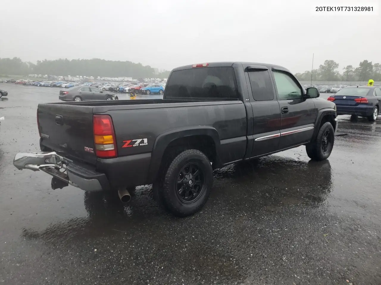 2003 GMC New Sierra K1500 VIN: 2GTEK19T731328981 Lot: 56709645
