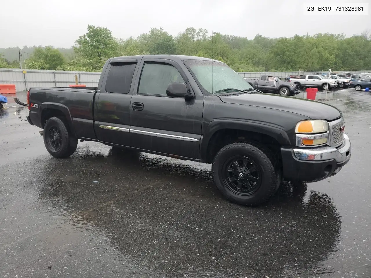 2003 GMC New Sierra K1500 VIN: 2GTEK19T731328981 Lot: 56709645