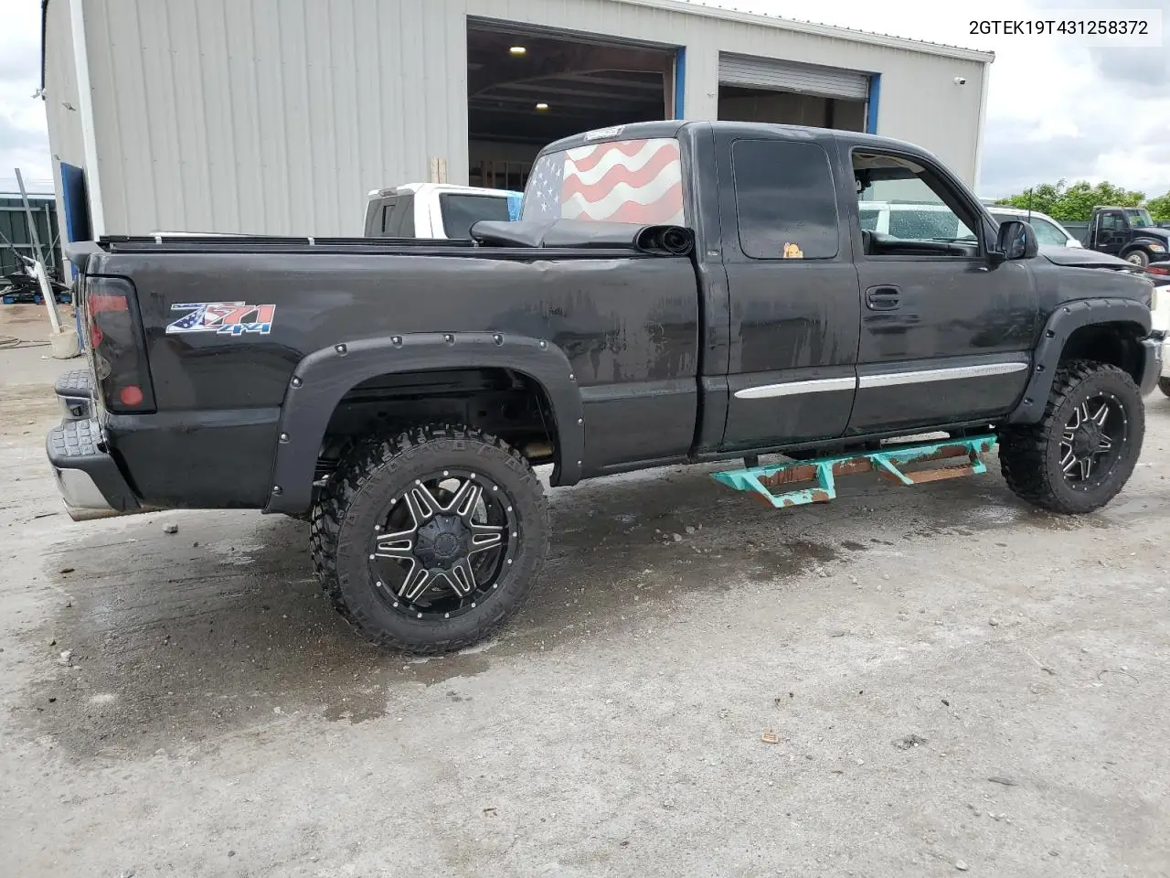 2003 GMC New Sierra K1500 VIN: 2GTEK19T431258372 Lot: 58579865