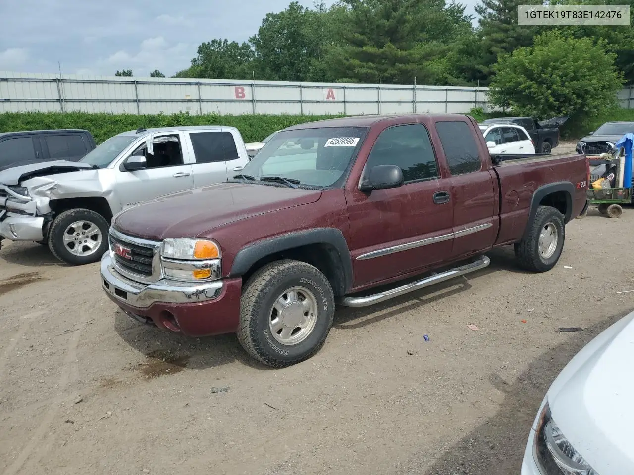 2003 GMC New Sierra K1500 VIN: 1GTEK19T83E142476 Lot: 62529595