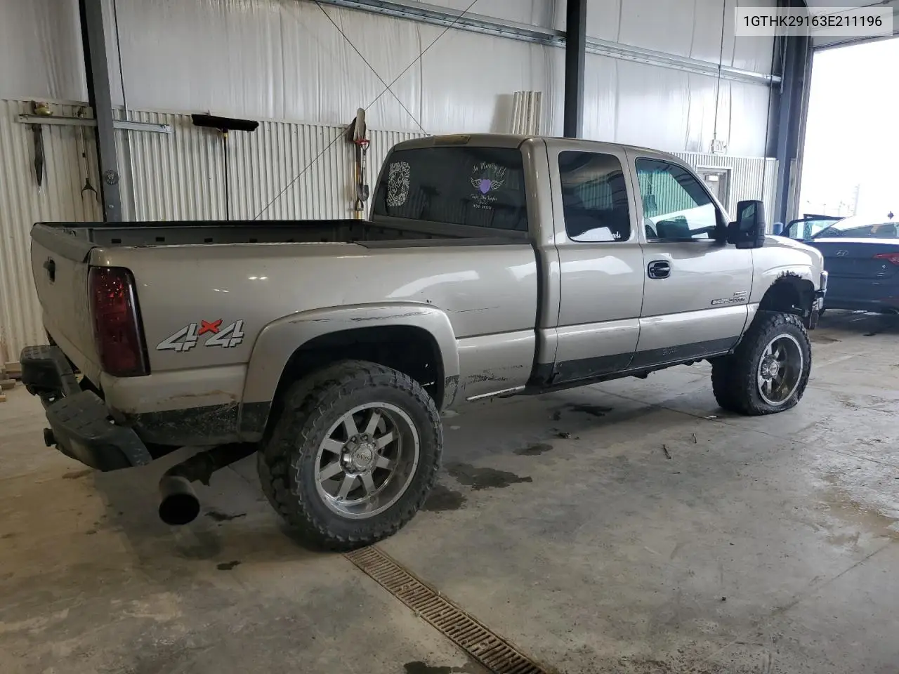 2003 GMC Sierra K2500 Heavy Duty VIN: 1GTHK29163E211196 Lot: 62646055