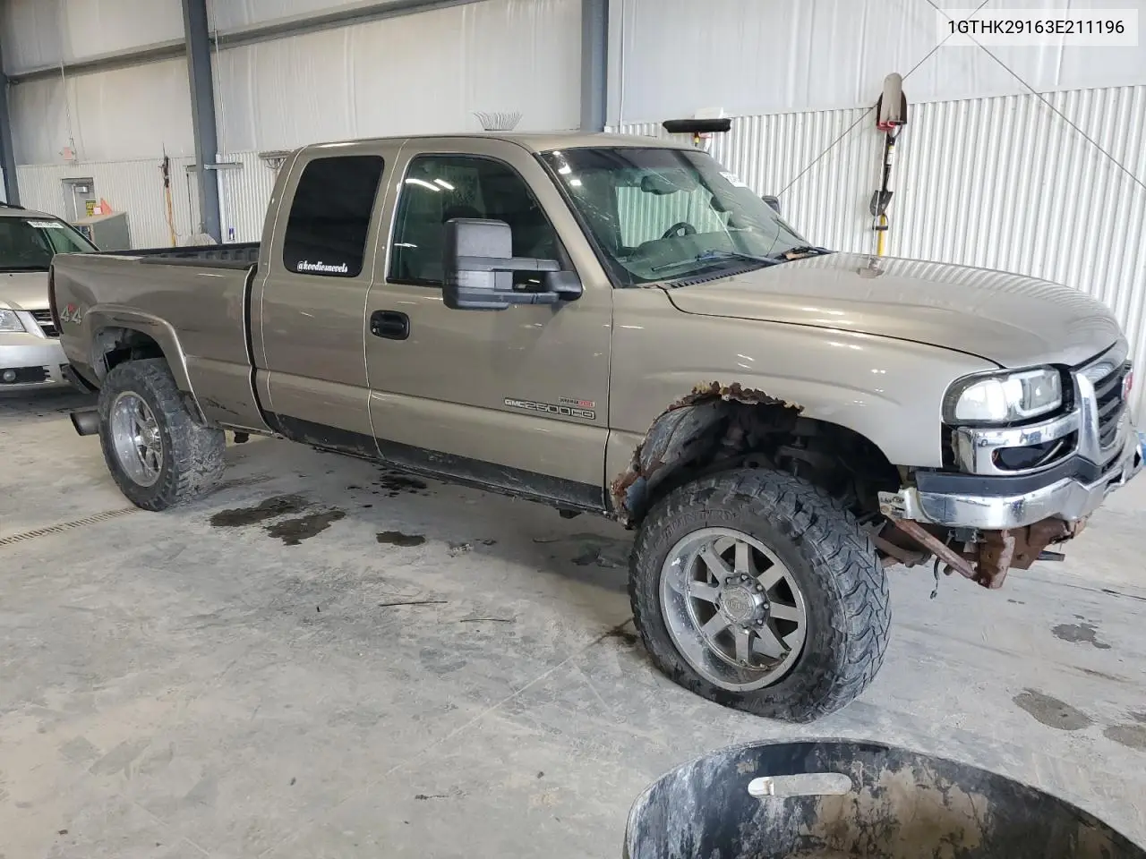 2003 GMC Sierra K2500 Heavy Duty VIN: 1GTHK29163E211196 Lot: 62646055