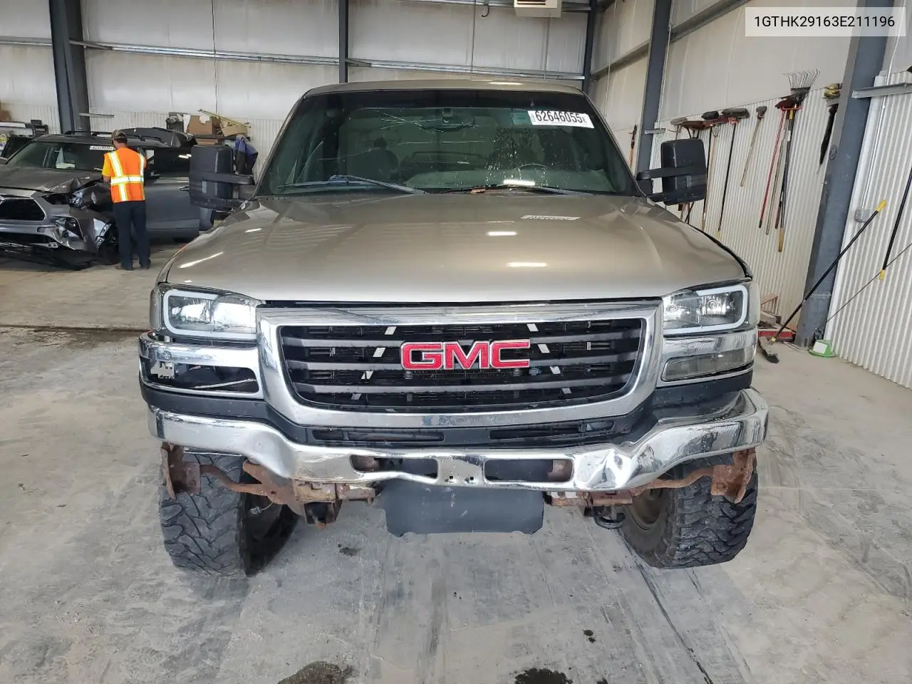 2003 GMC Sierra K2500 Heavy Duty VIN: 1GTHK29163E211196 Lot: 62646055