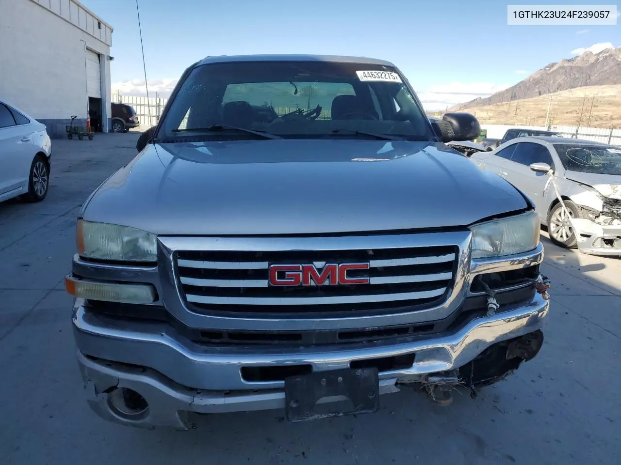2004 GMC Sierra K2500 Heavy Duty VIN: 1GTHK23U24F239057 Lot: 44632275