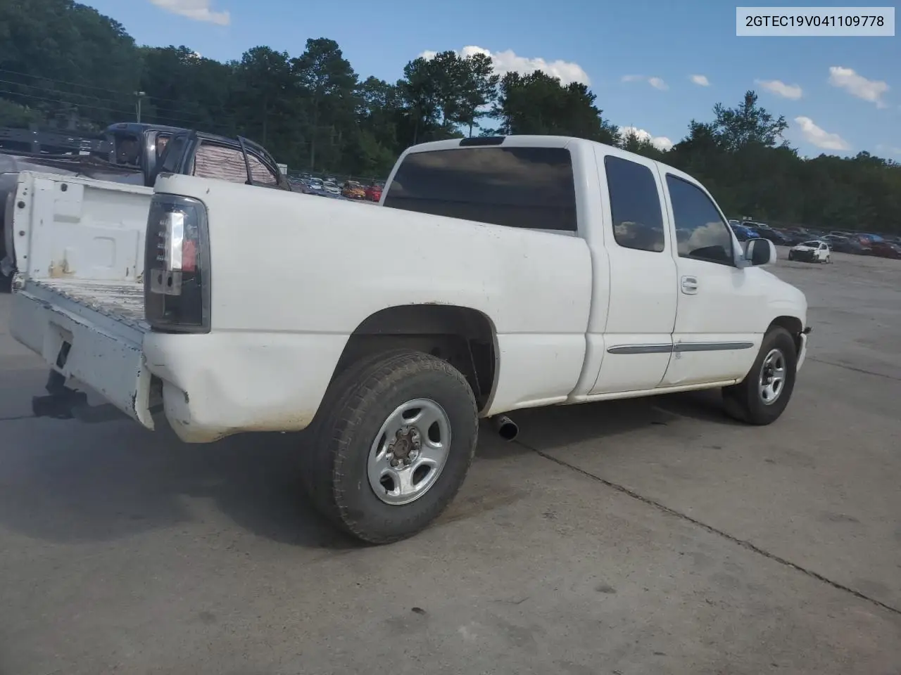 2004 GMC New Sierra C1500 VIN: 2GTEC19V041109778 Lot: 61548105