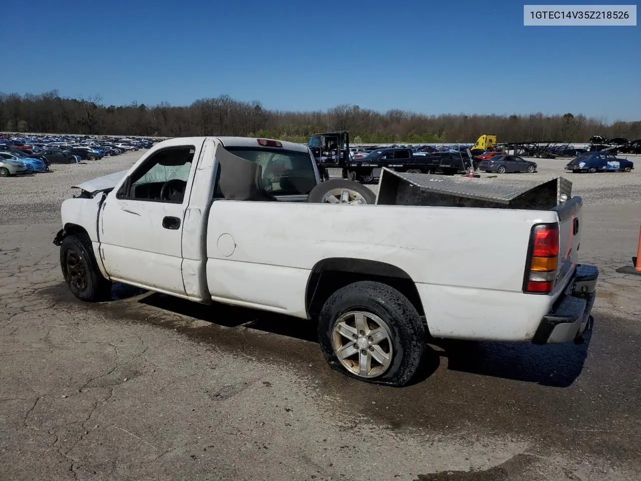 2005 GMC New Sierra C1500 VIN: 1GTEC14V35Z218526 Lot: 48959935