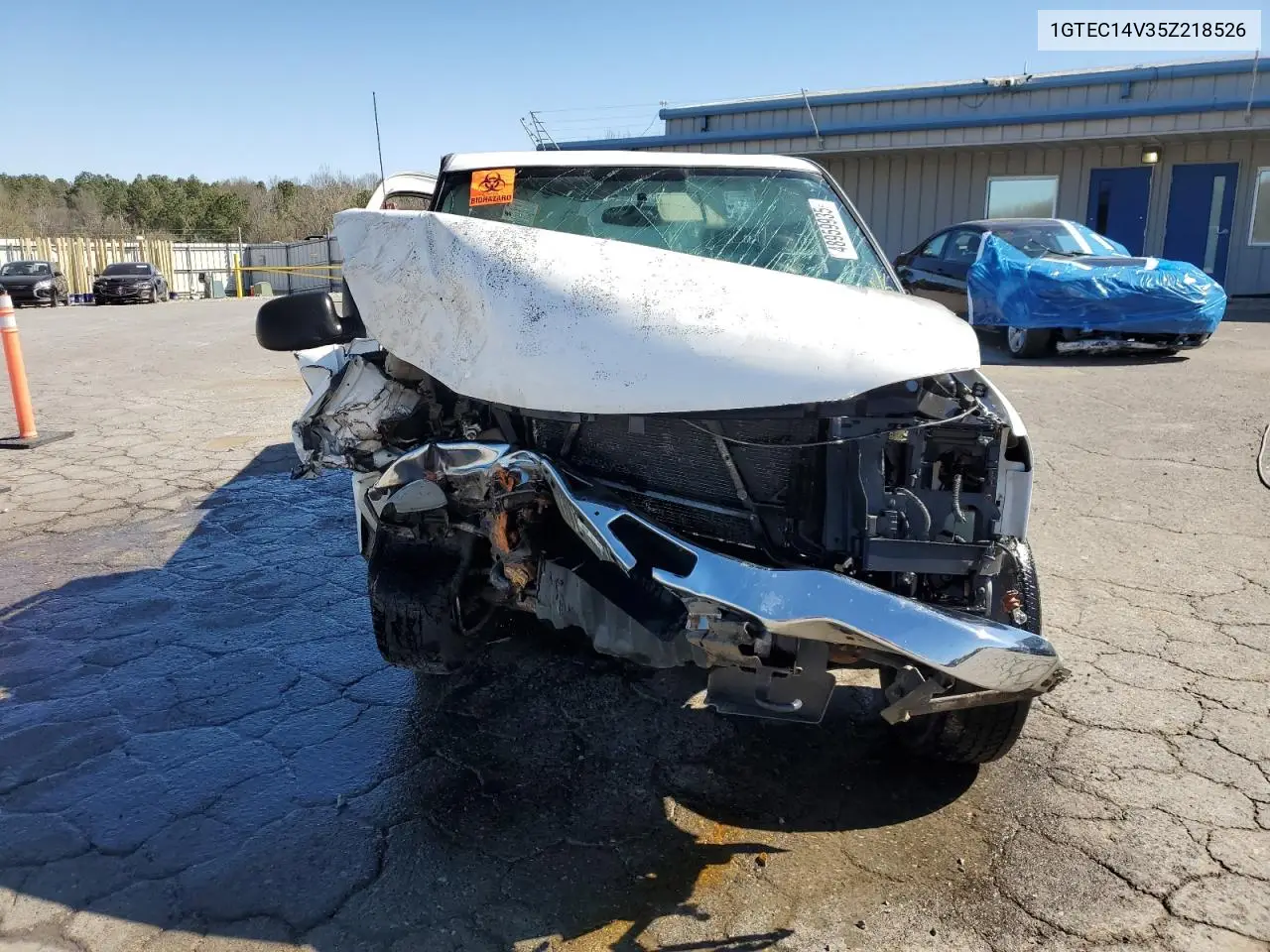 2005 GMC New Sierra C1500 VIN: 1GTEC14V35Z218526 Lot: 48959935