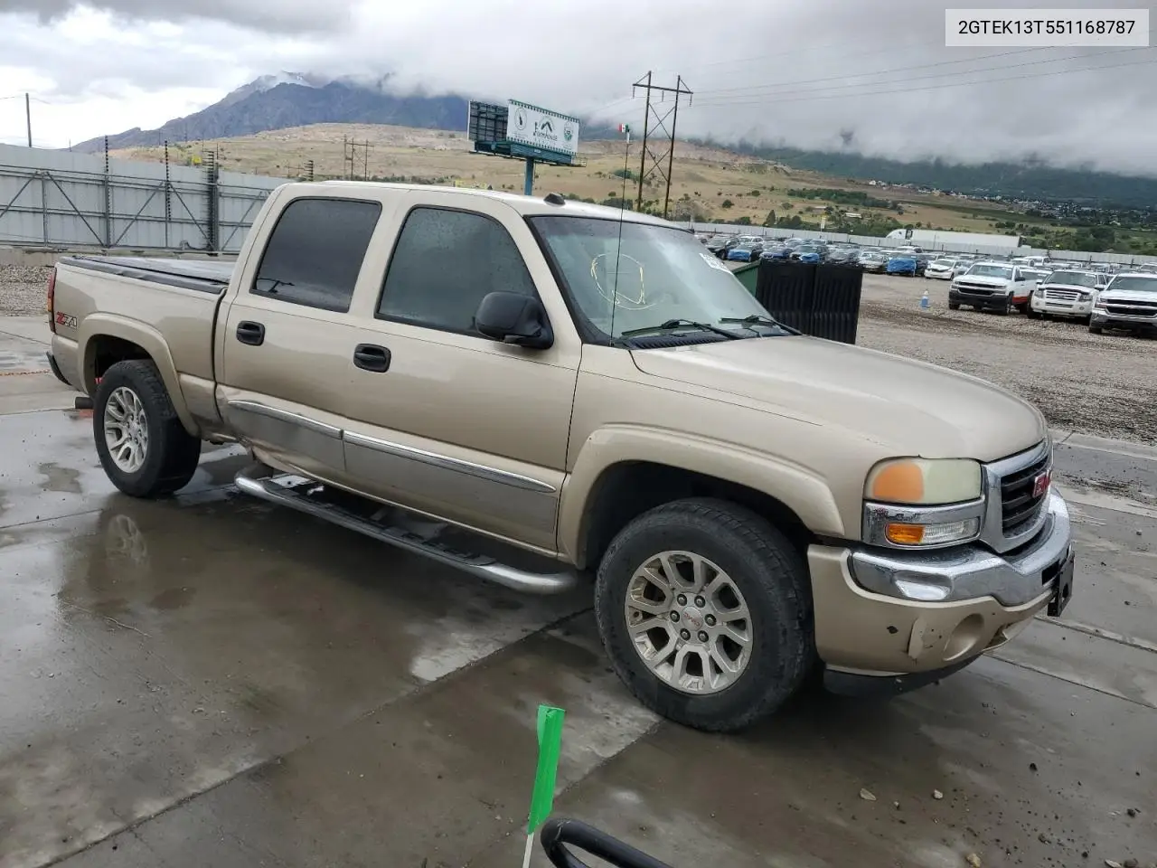 2005 GMC New Sierra K1500 VIN: 2GTEK13T551168787 Lot: 55716205