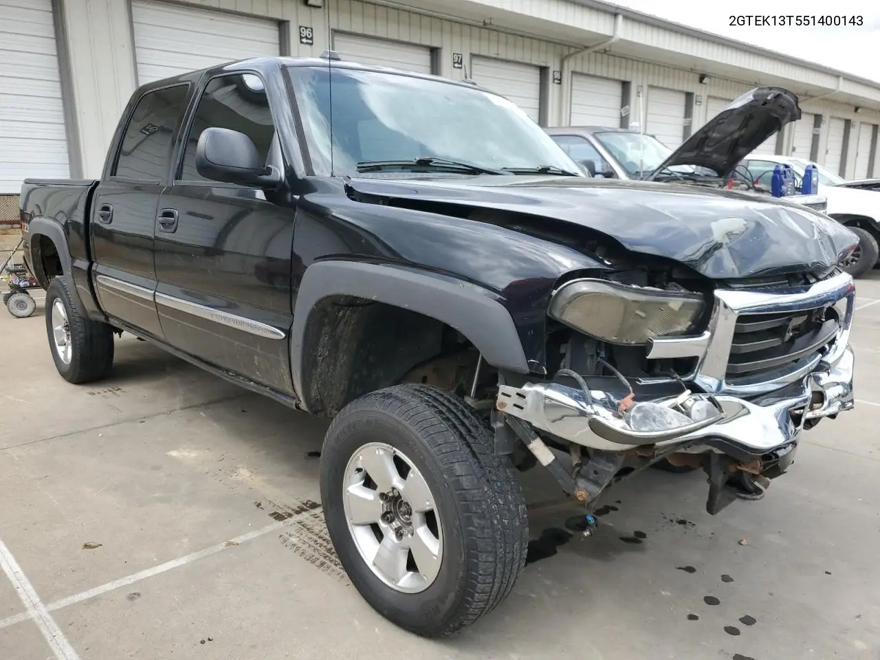2005 GMC New Sierra K1500 VIN: 2GTEK13T551400143 Lot: 56217355