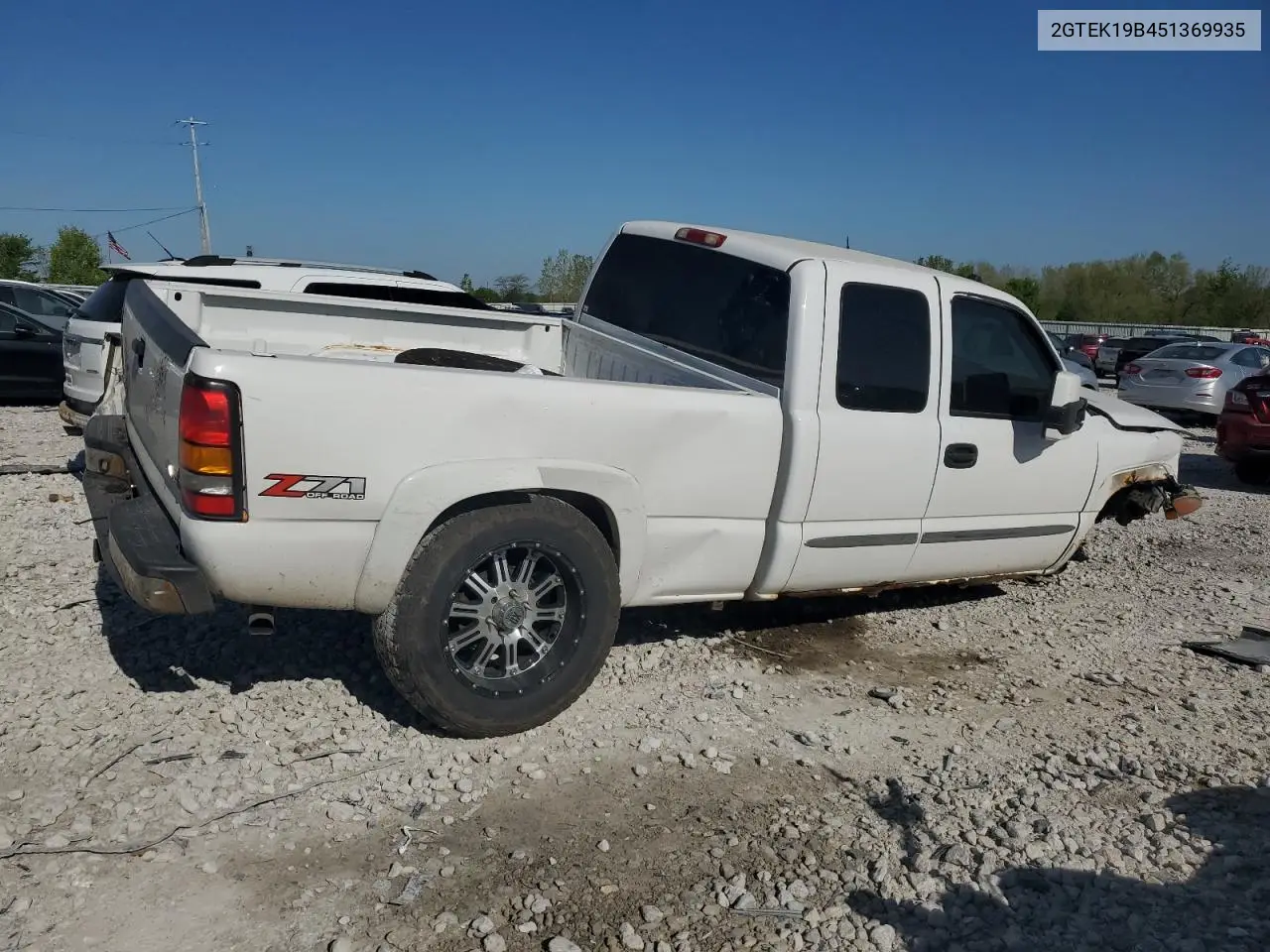 2005 GMC New Sierra K1500 VIN: 2GTEK19B451369935 Lot: 56320915