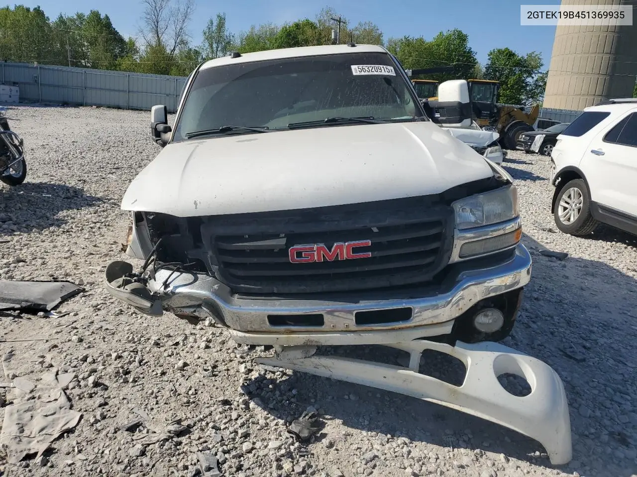 2005 GMC New Sierra K1500 VIN: 2GTEK19B451369935 Lot: 56320915