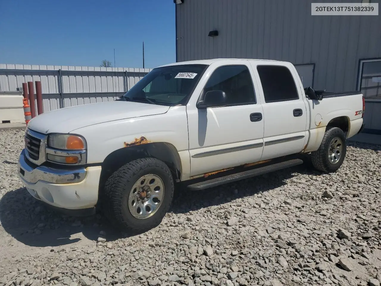 2005 GMC New Sierra K1500 VIN: 2GTEK13T751382339 Lot: 56607645