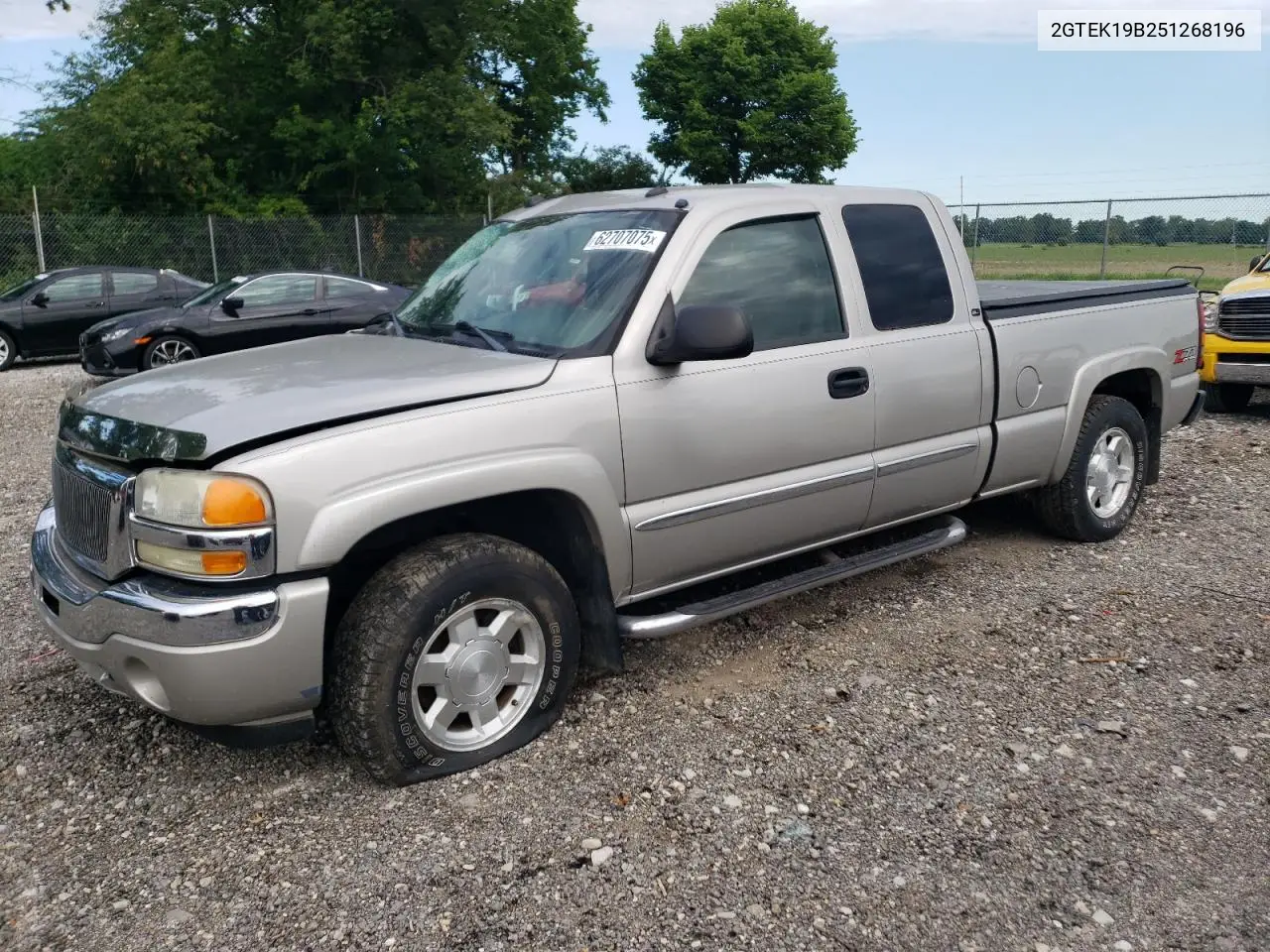 2005 GMC New Sierra K1500 VIN: 2GTEK19B251268196 Lot: 62707075
