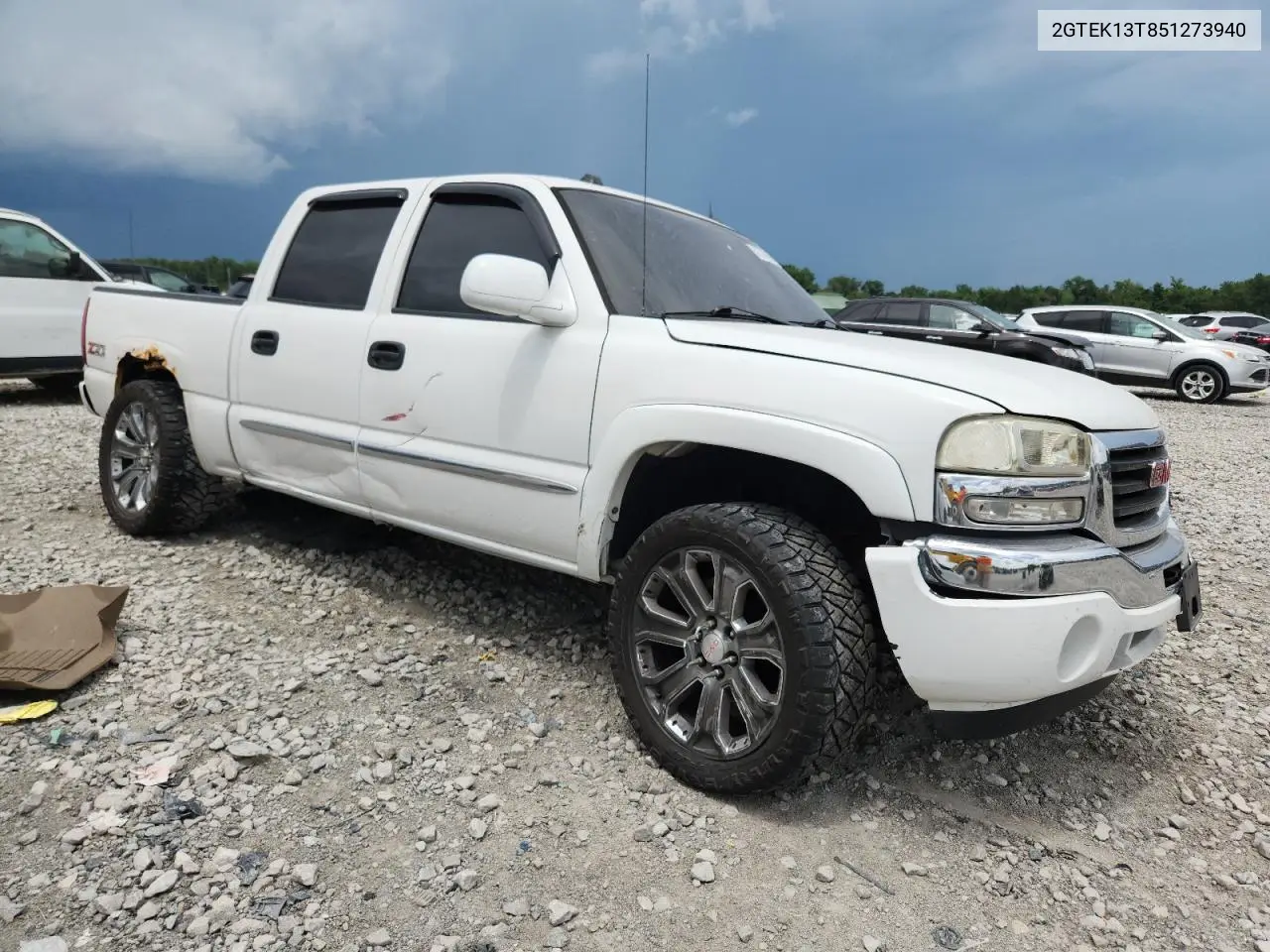 2005 GMC New Sierra K1500 VIN: 2GTEK13T851273940 Lot: 62730355