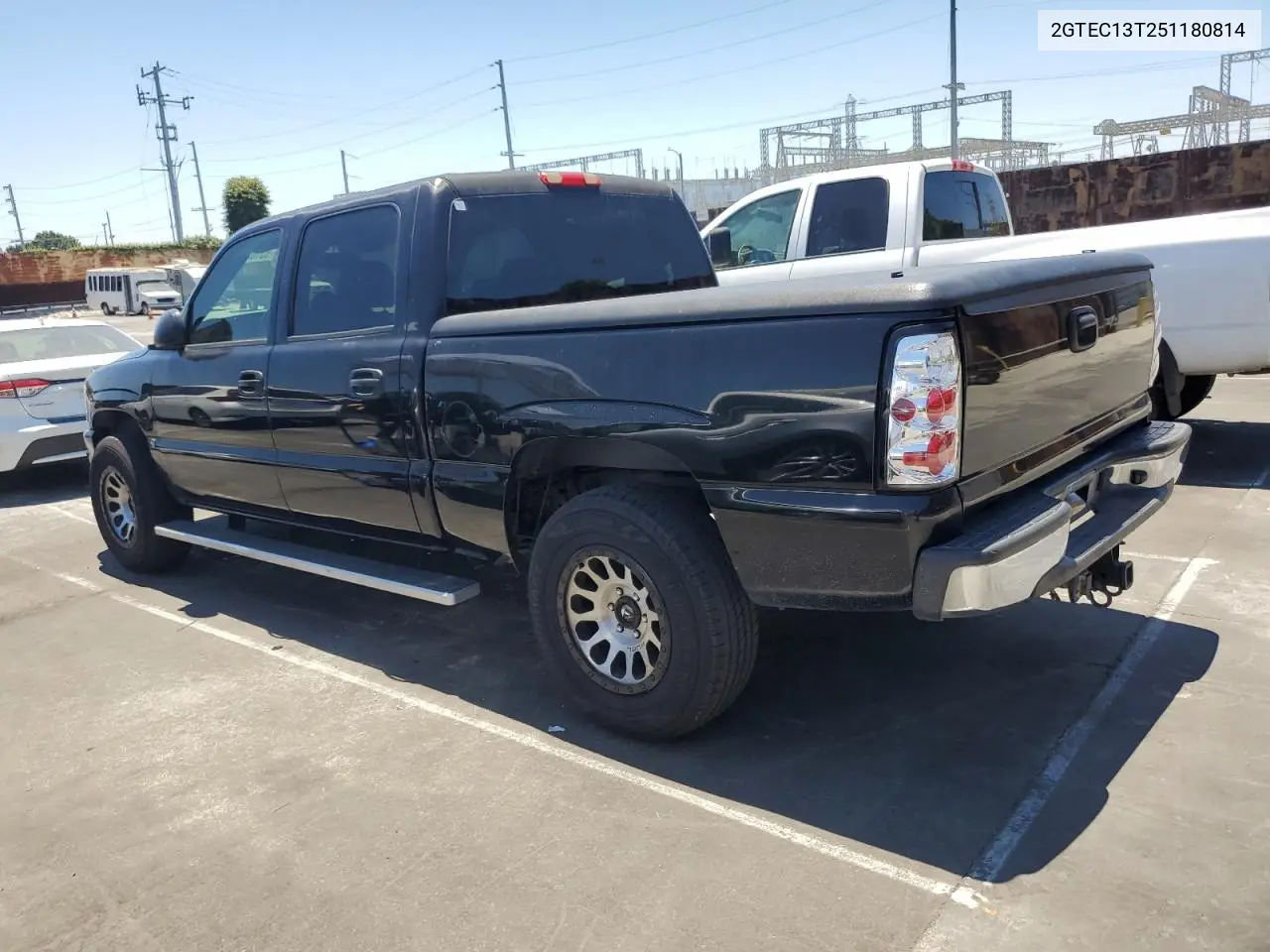 2005 GMC New Sierra C1500 VIN: 2GTEC13T251180814 Lot: 63102795