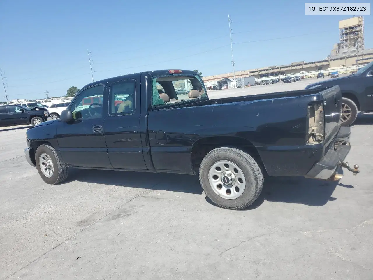 2007 GMC New Sierra C1500 Classic VIN: 1GTEC19X37Z182723 Lot: 52890565