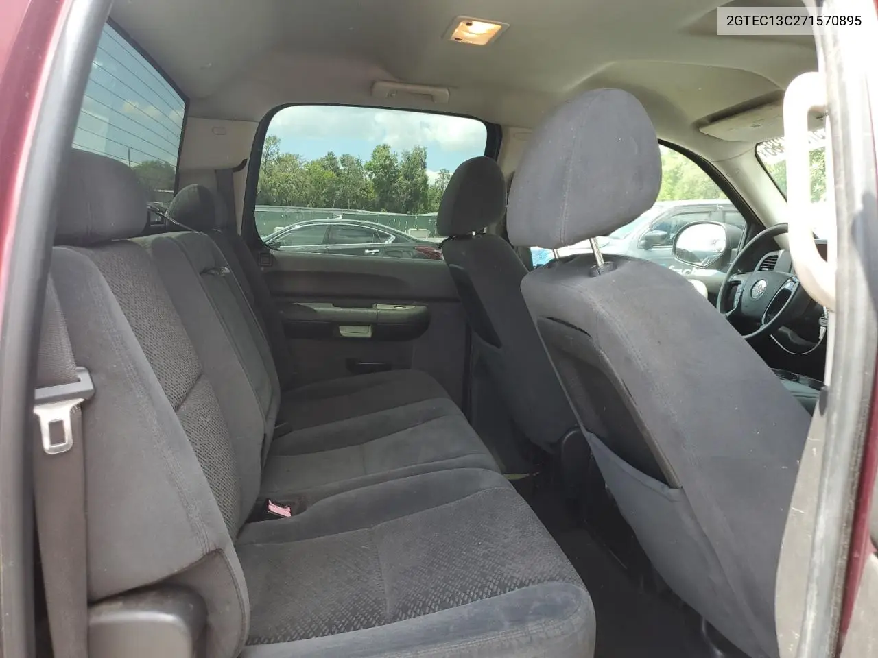 2007 GMC New Sierra C1500 VIN: 2GTEC13C271570895 Lot: 57047385