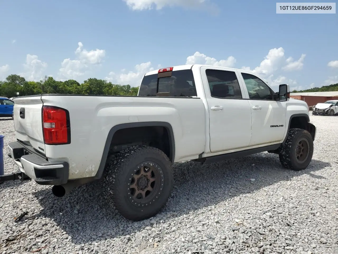 2016 GMC Sierra K2500 Denali VIN: 1GT12UE86GF294659 Lot: 64260595