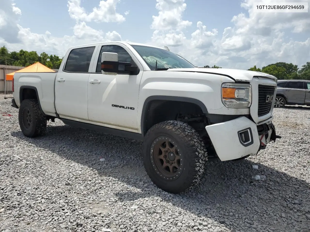 2016 GMC Sierra K2500 Denali VIN: 1GT12UE86GF294659 Lot: 64260595