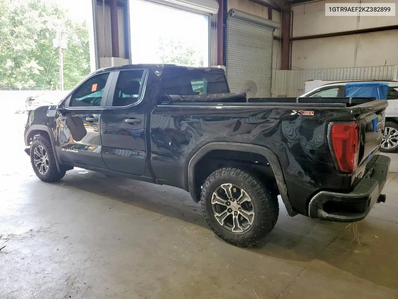 2019 GMC Sierra K1500 VIN: 1GTR9AEF2KZ382899 Lot: 58992175