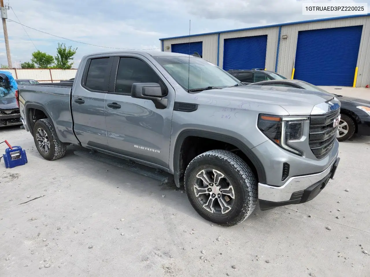 2023 GMC Sierra K1500 VIN: 1GTRUAED3PZ220025 Lot: 61550055