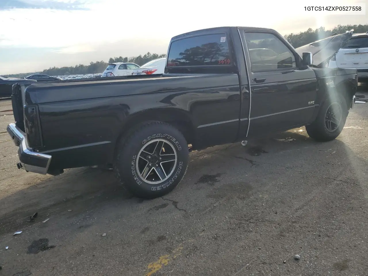 1993 GMC Sonoma VIN: 1GTCS14ZXP0527558 Lot: 46414555